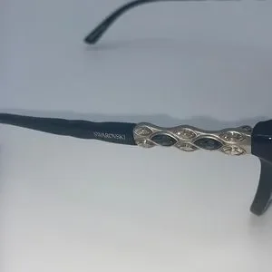 Swarovski | Accessories | Swarovski Elizabeth Sunglasses  display picture 3